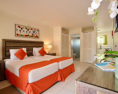 worthing Court Apartment Hotel Barbados 500 X400 9