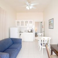 worthing court barbados  