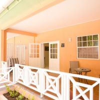 worthing court barbados  